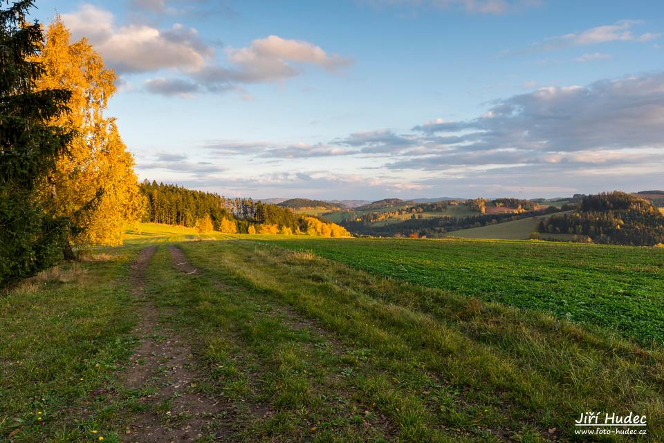 Podzimní večer nad Věcovem