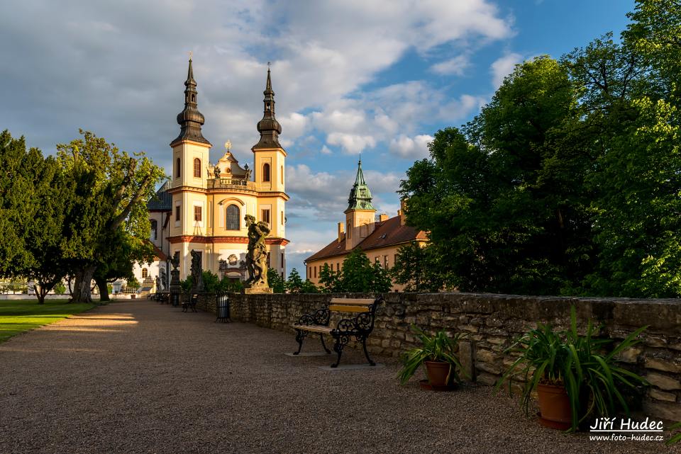 Večerní kostel Nalezení sv. Kříže v Litomyšli 6